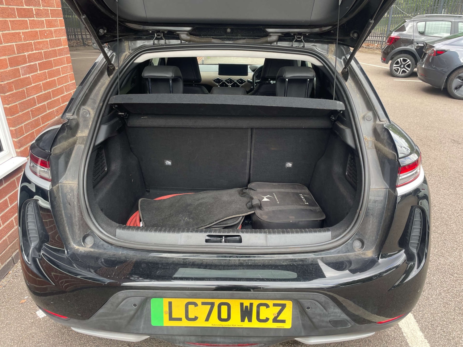 Vehicle 6