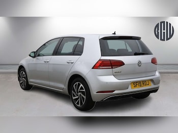 Used Volkswagen Golf 2019 for sale - 78169361: Photo