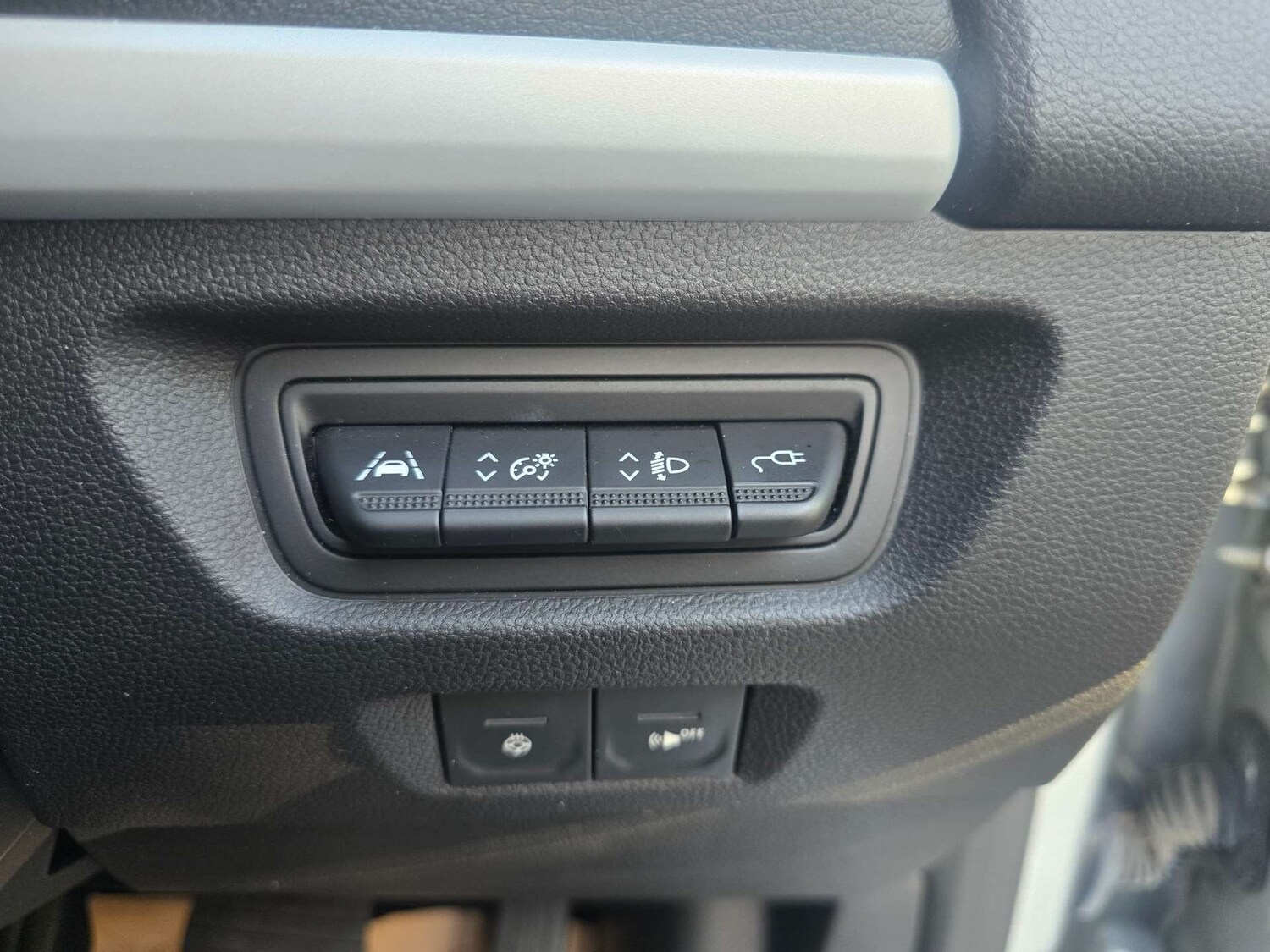 Used Renault Zoe 2020 for sale - 75960605: Photo 14