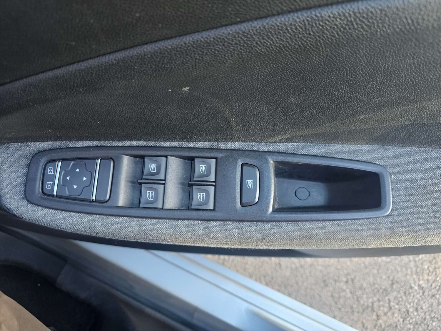 Used Renault Zoe 2020 for sale - 75960605: Photo 16