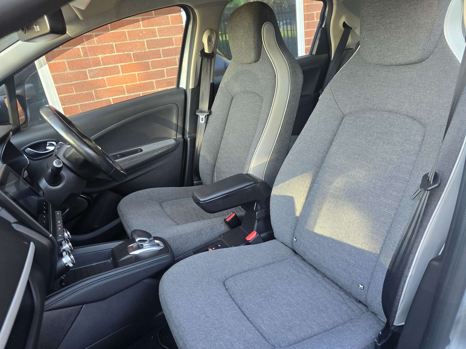 Used Renault Zoe 2020 for sale - 75960605: Photo 47