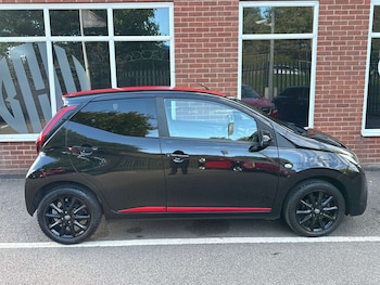 Used Toyota AYGO 2018 for sale - 76277668: Photo