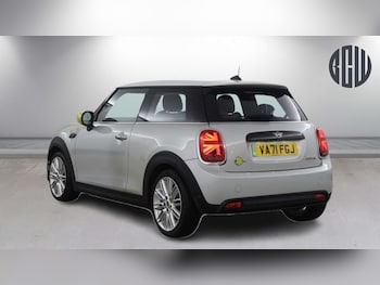 Used MINI Hatch 2022 for sale - 77807469: Photo