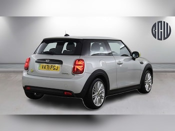 Used MINI Hatch 2022 for sale - 77807469: Photo