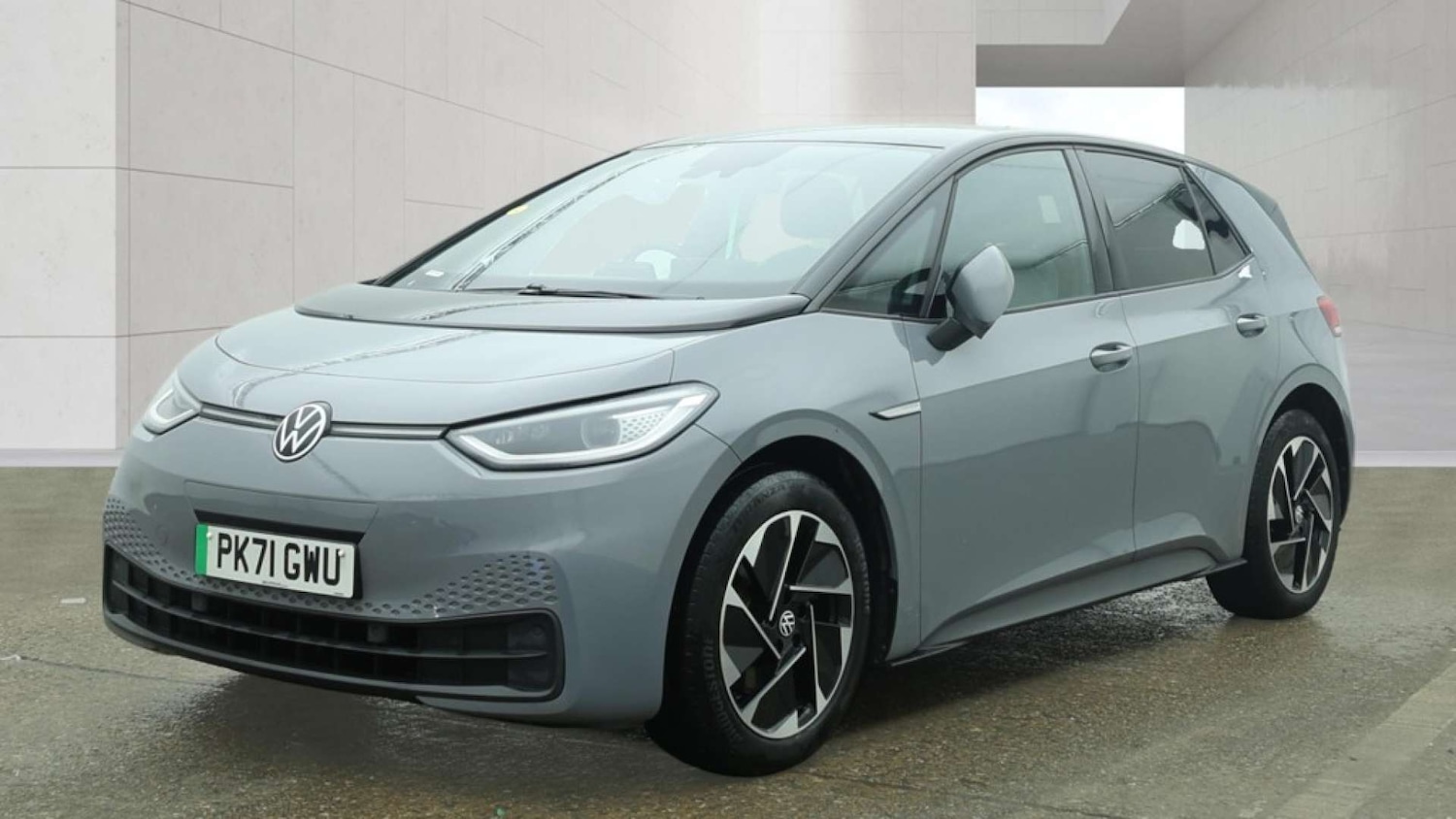 Used Volkswagen ID.3 2021 for sale - 78169341: Photo 2