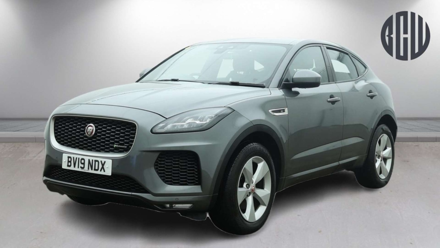 Used Jaguar E-Pace 2019 for sale - 77469828: Photo 2