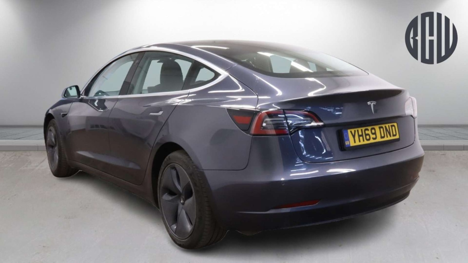 Used Tesla Model 3 2019 for sale - 77938481: Photo 3
