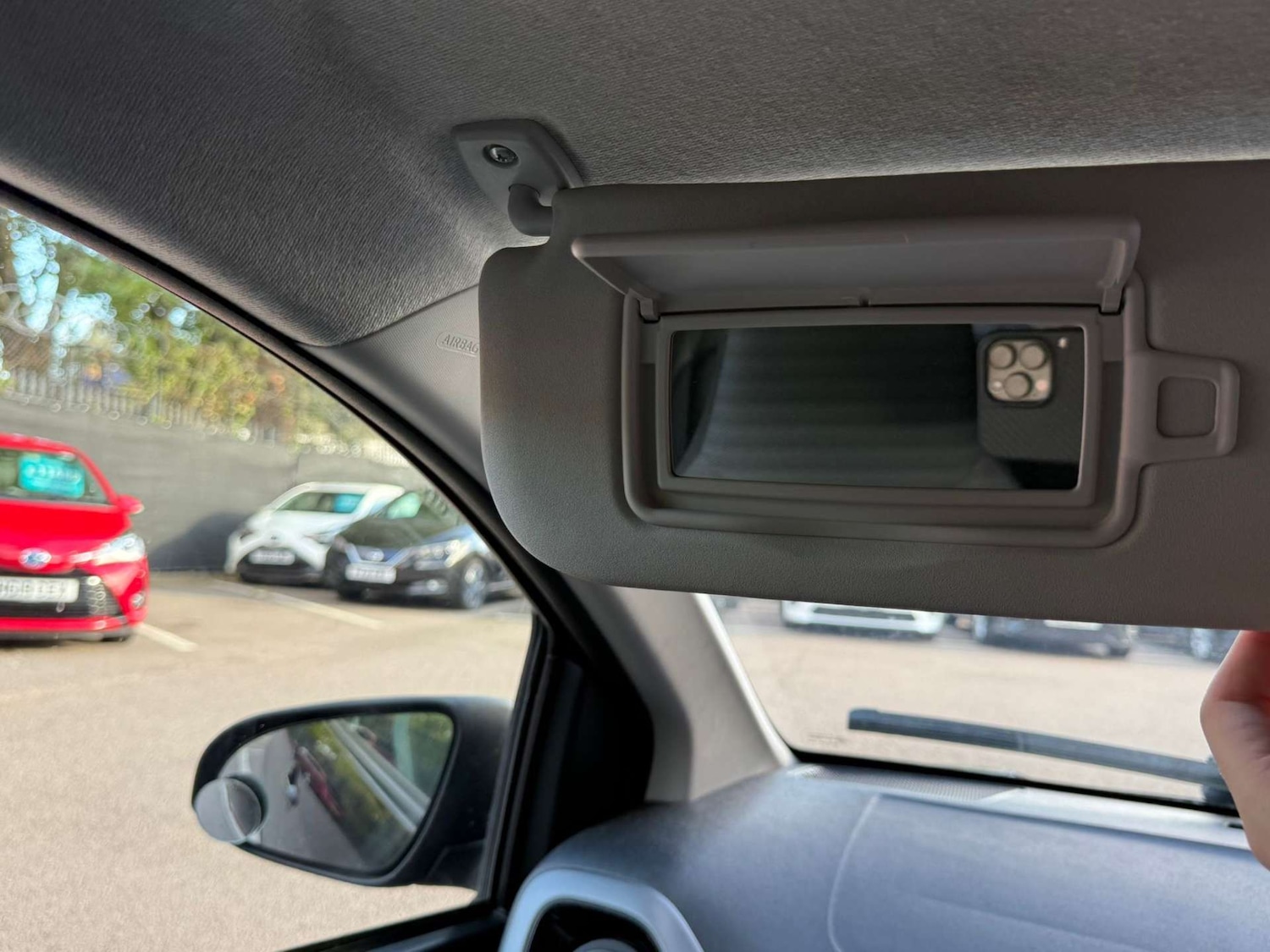 Used Toyota AYGO 2018 for sale - 76601229: Photo 22