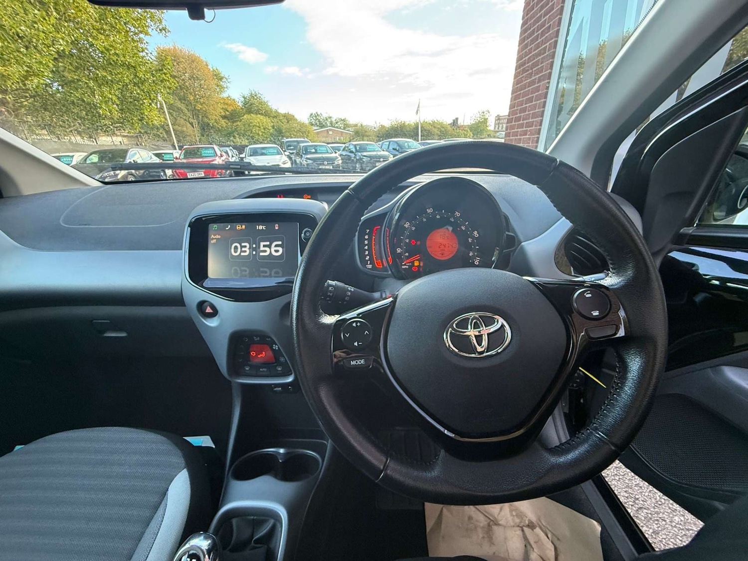 Used Toyota AYGO 2018 for sale - 76601229: Photo 30