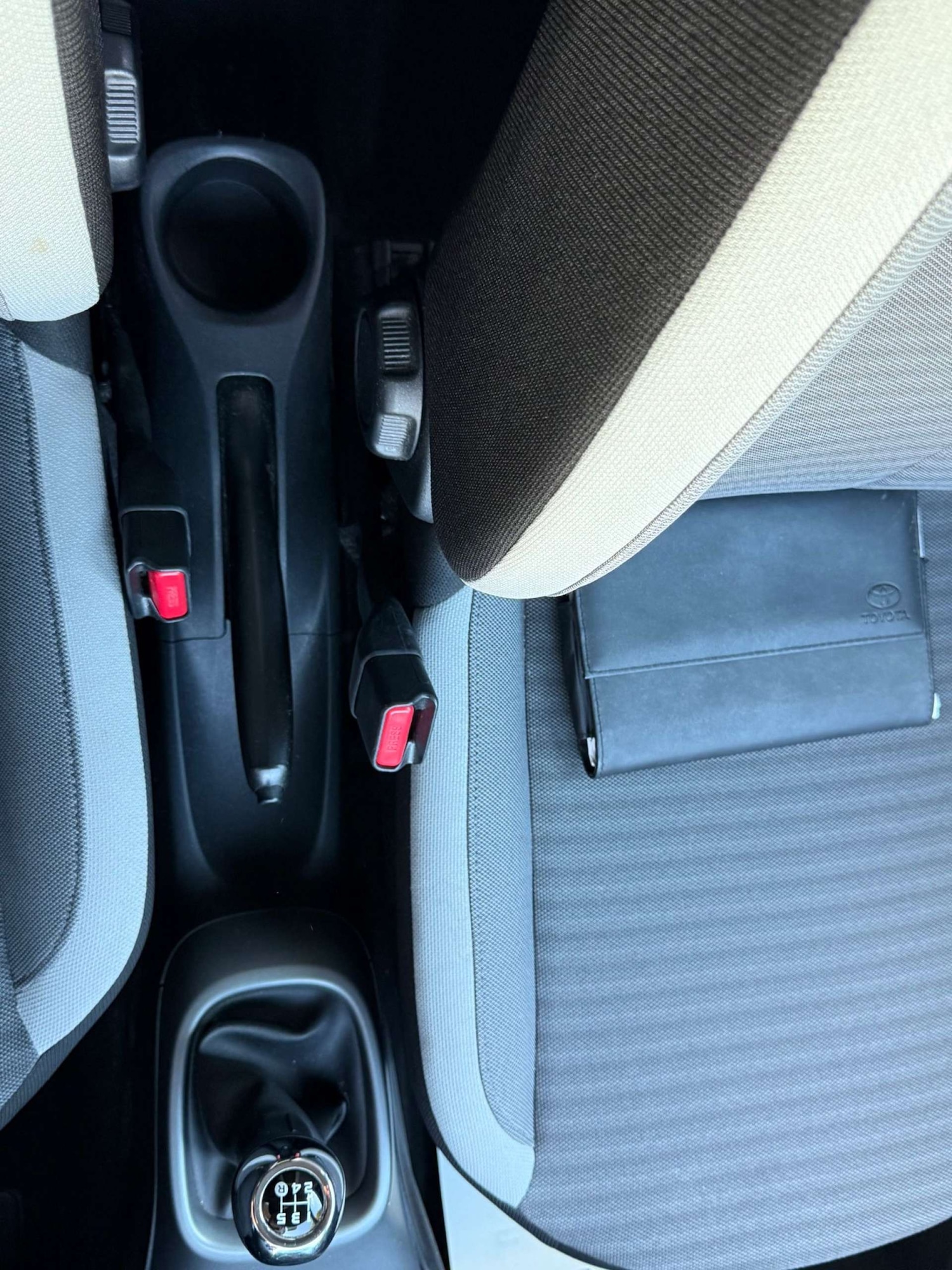 Used Toyota AYGO 2018 for sale - 76601229: Photo 37