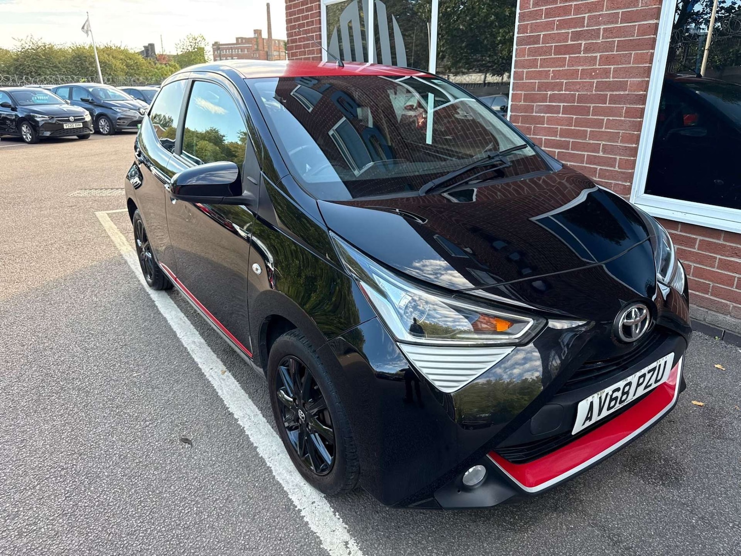 Used Toyota AYGO 2018 for sale - 76601229: Photo 4