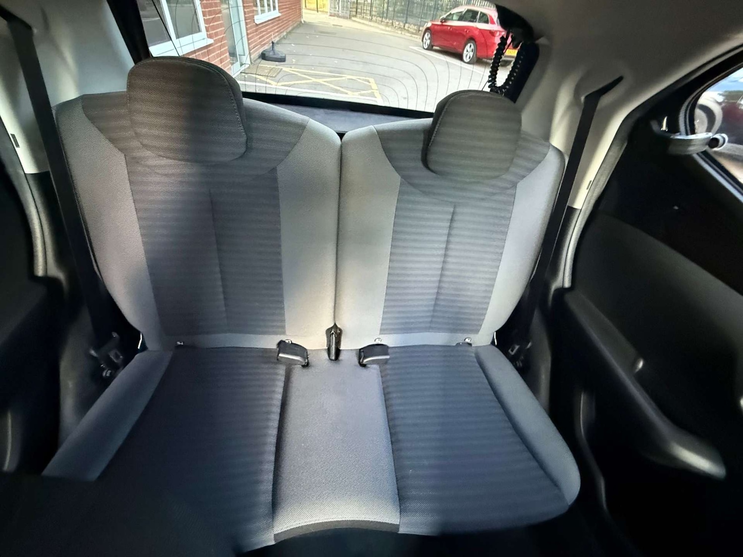 Used Toyota AYGO 2018 for sale - 76601229: Photo 47