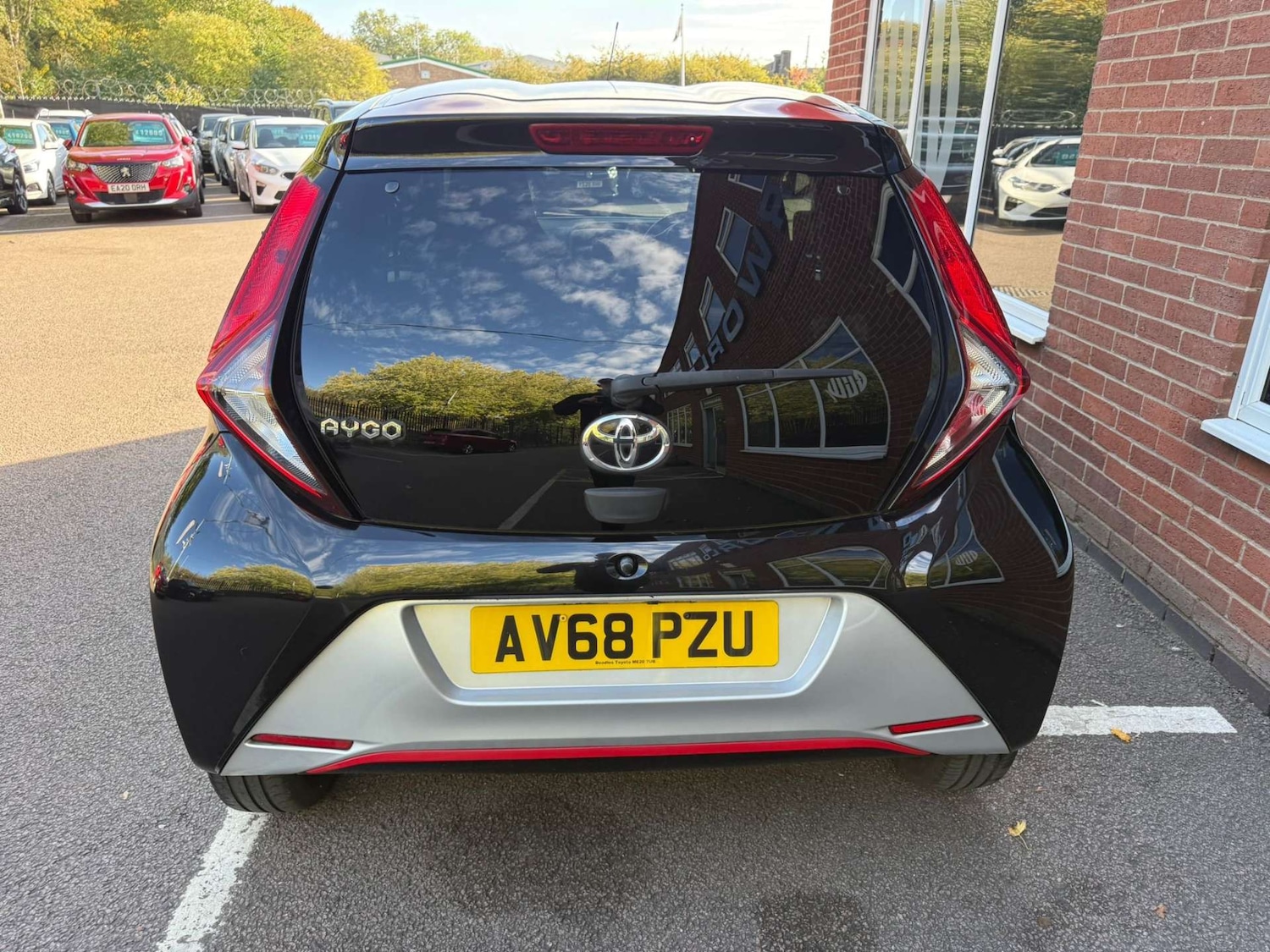 Used Toyota AYGO 2018 for sale - 76601229: Photo 5