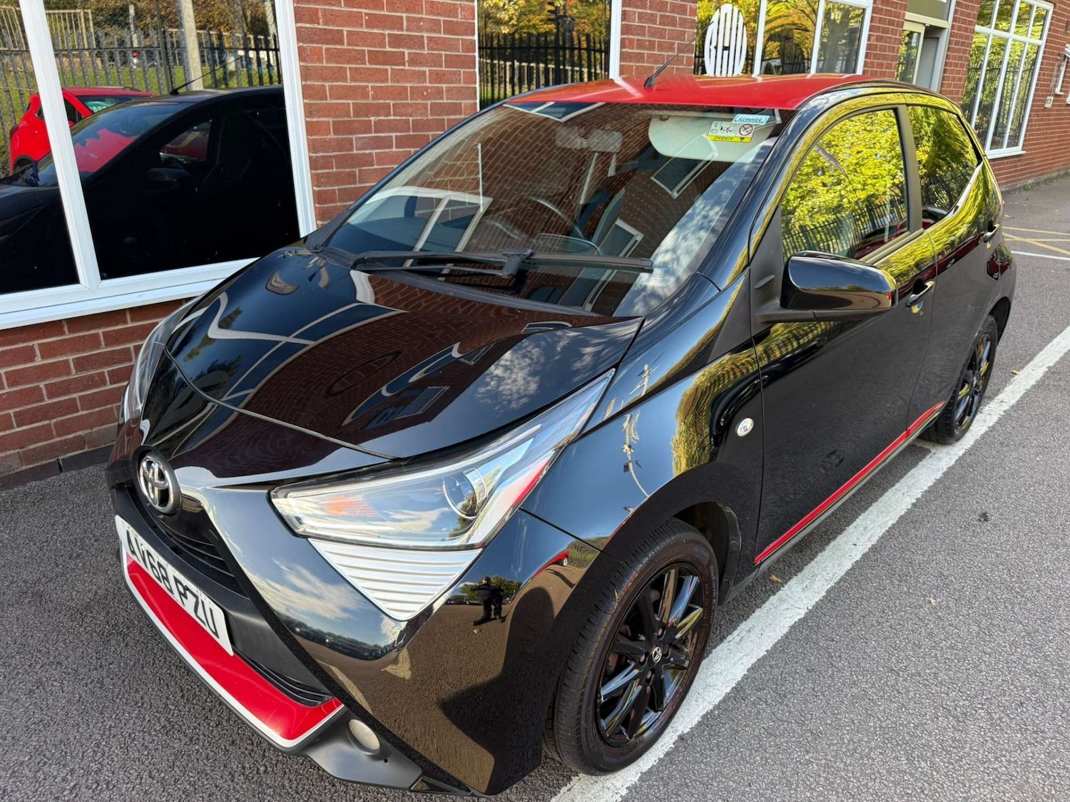 Used Toyota AYGO 2018 for sale - 76601229: Photo 6
