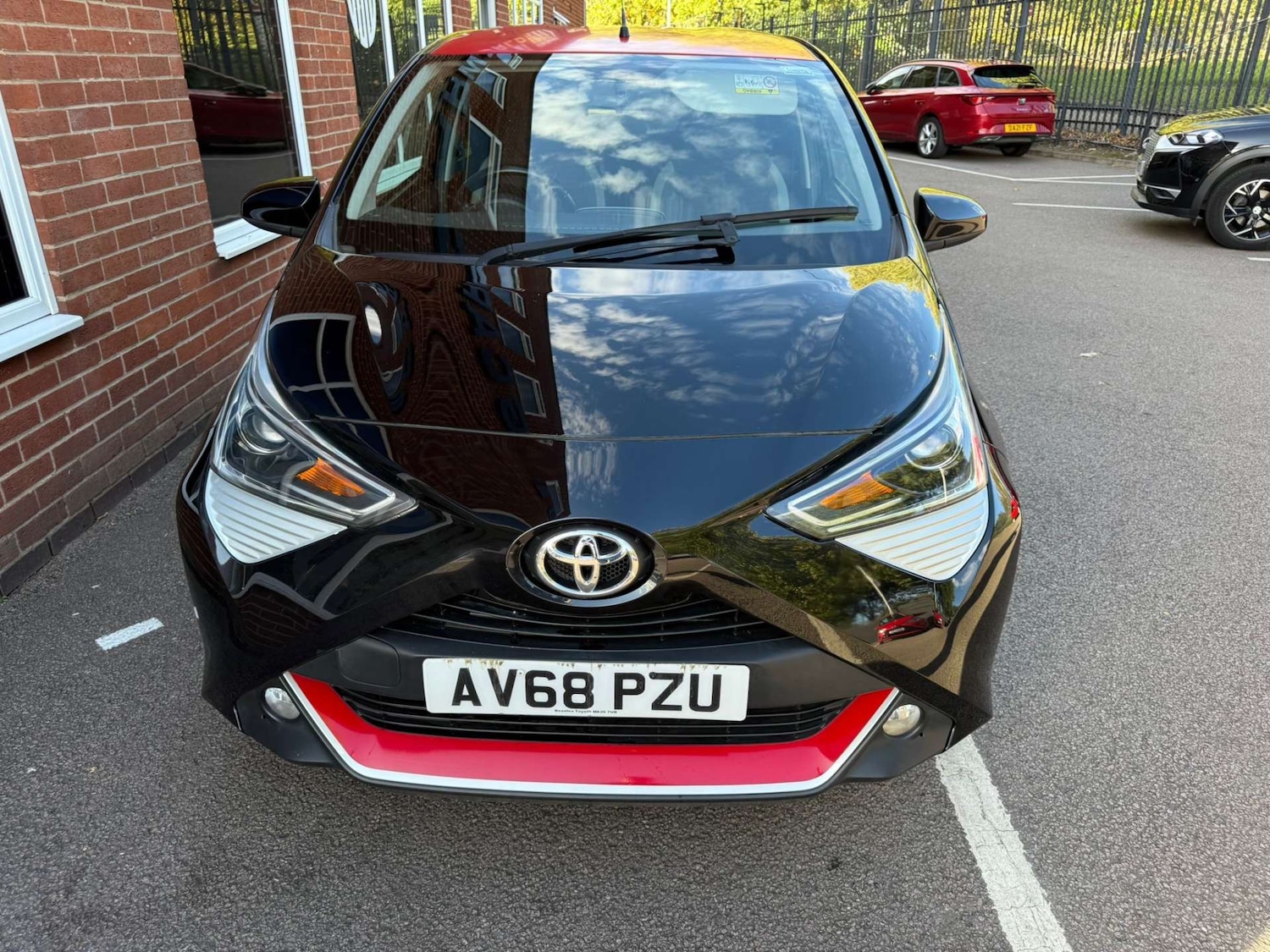 Used Toyota AYGO 2018 for sale - 76601229: Photo 8