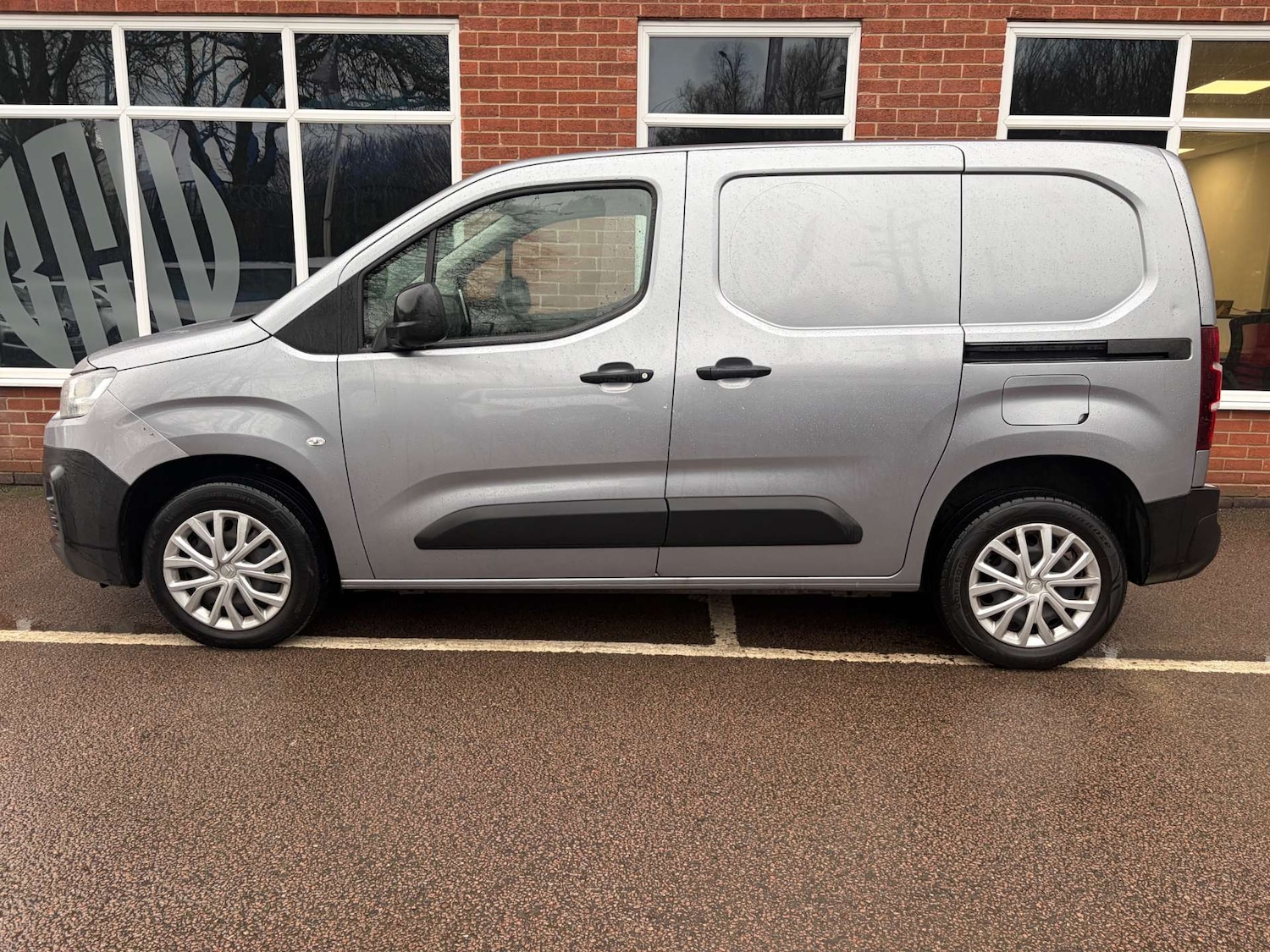 Used Citroen Berlingo 2021 for sale - 77617137: Photo 3