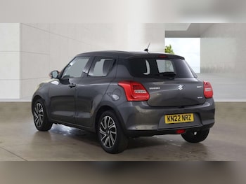 Used Suzuki Swift 2022 for sale - 78808064: Photo