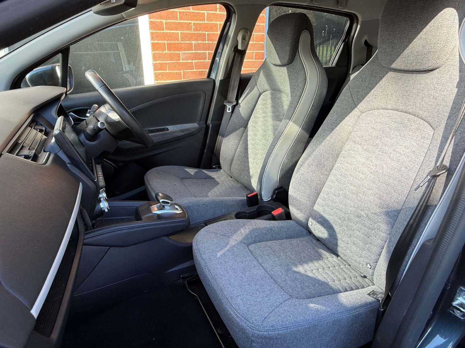 Used Renault Zoe 2020 for sale - 75960604: Photo 15