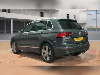 Used Volkswagen Tiguan 2019 for sale - 77045750: Photo
