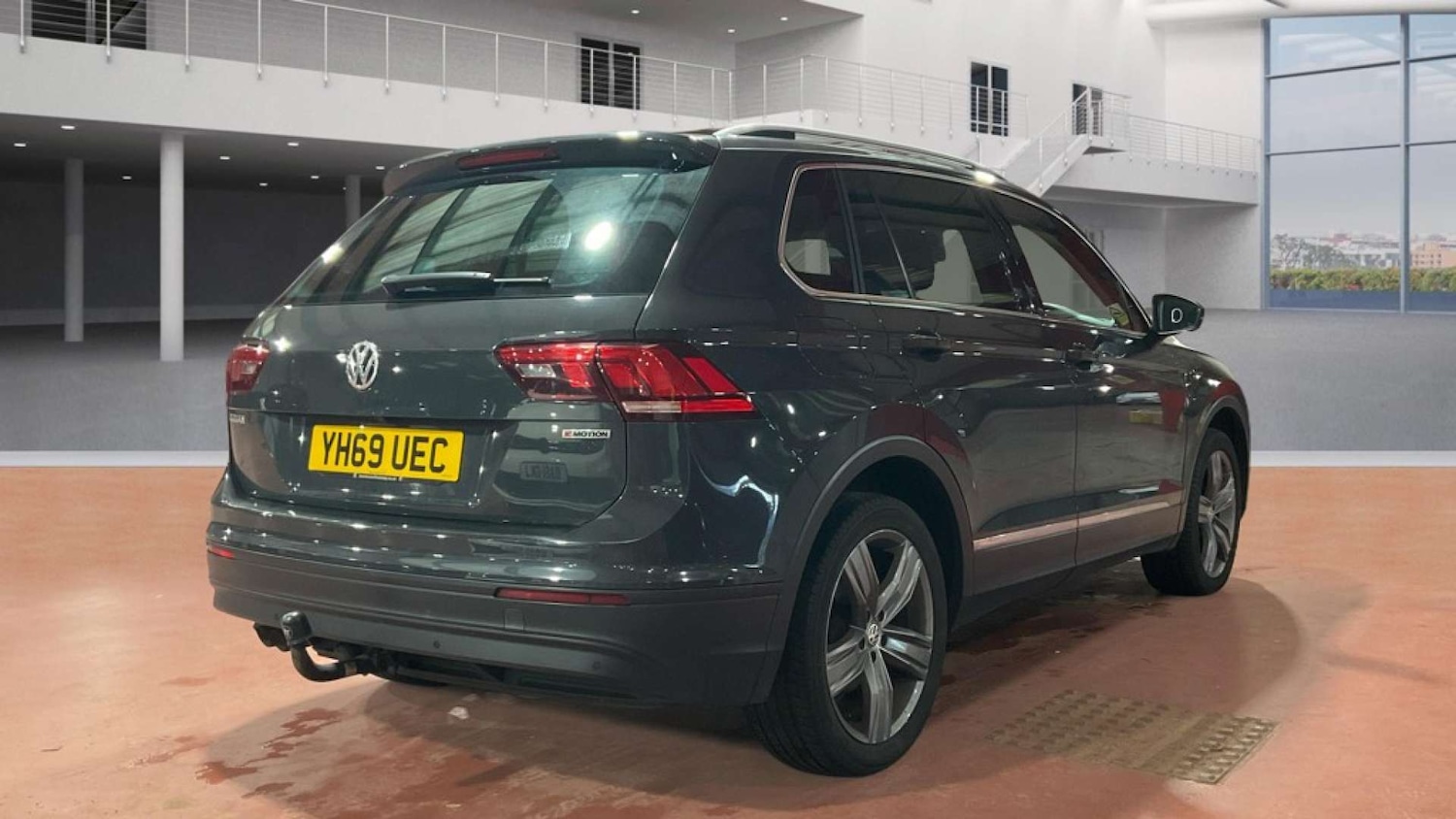 Used Volkswagen Tiguan 2019 for sale - 77045750: Photo 4