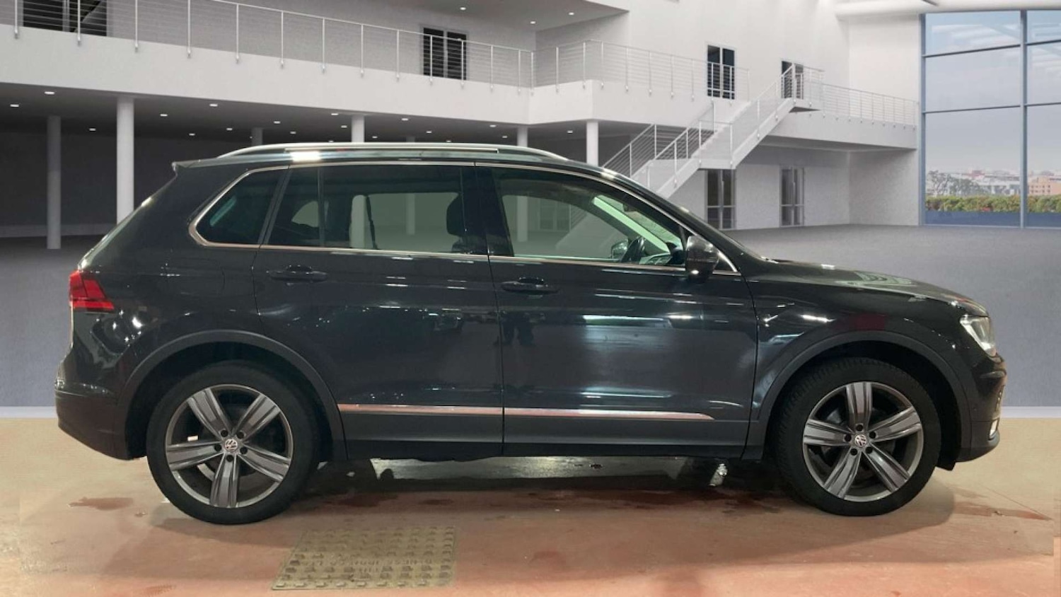 Used Volkswagen Tiguan 2019 for sale - 77045750: Photo 5