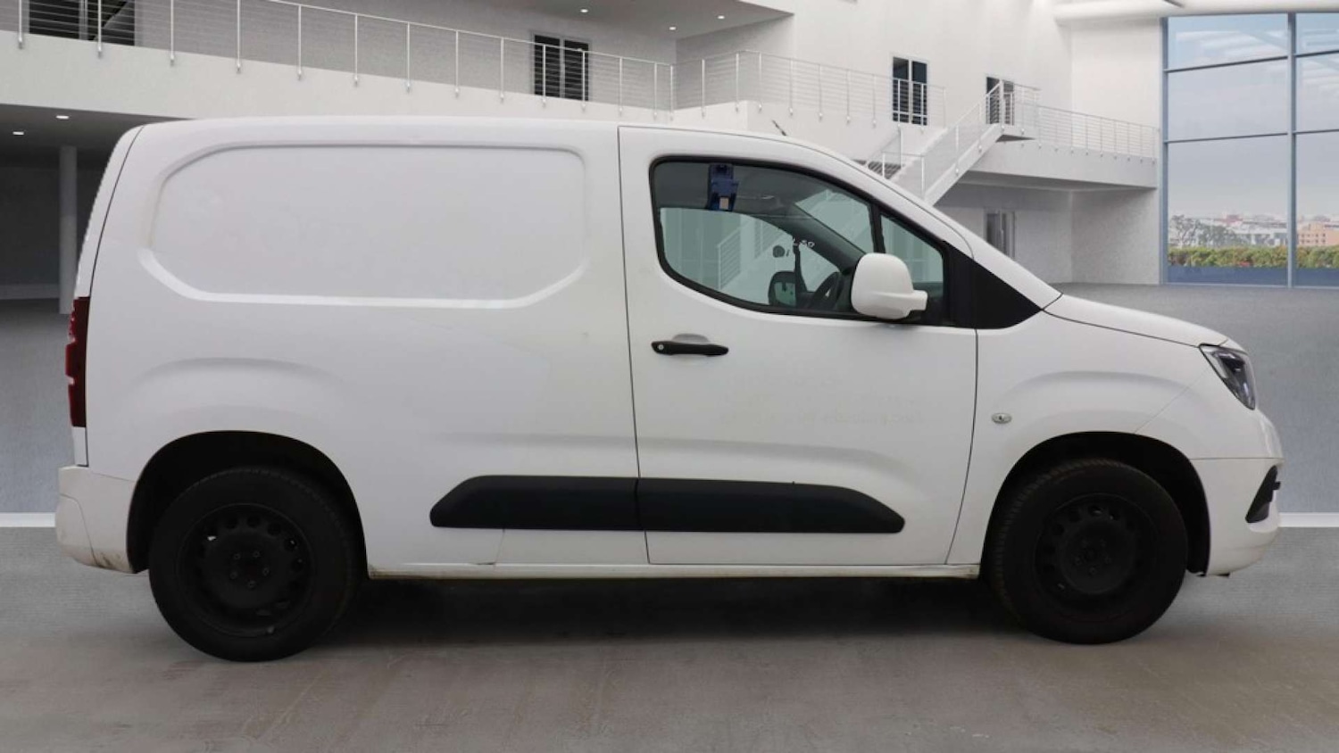 Used Vauxhall Combo 2021 for sale - 77837310: Photo 5