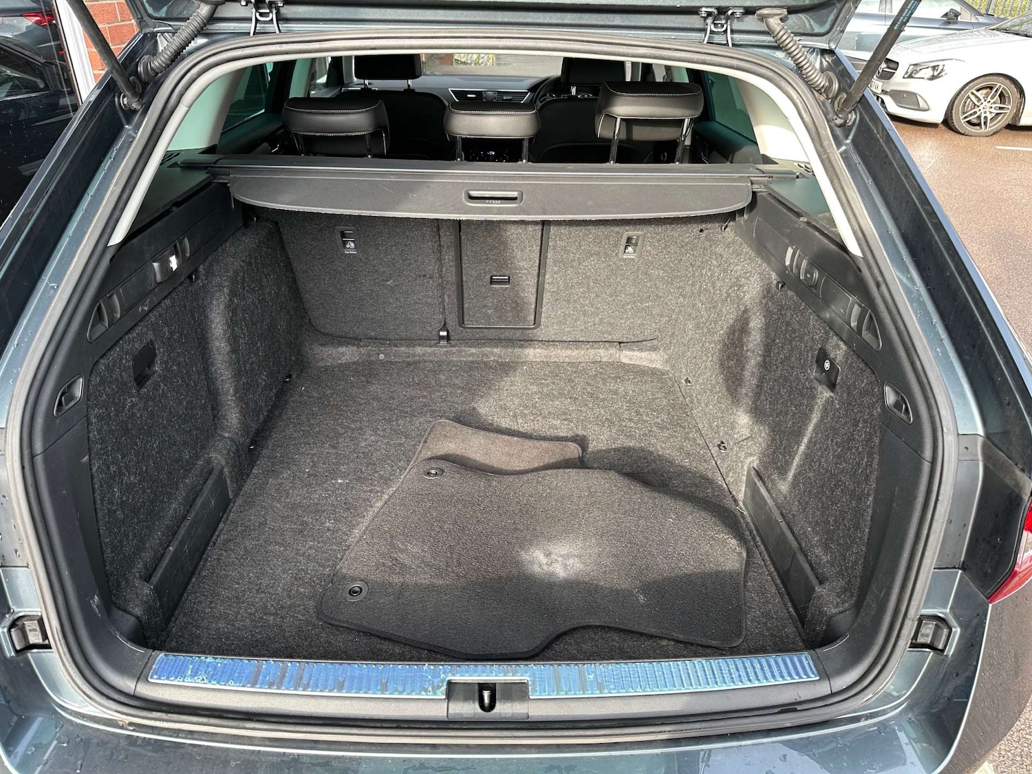 Used Skoda Superb 2019 for sale - 77431925: Photo 9