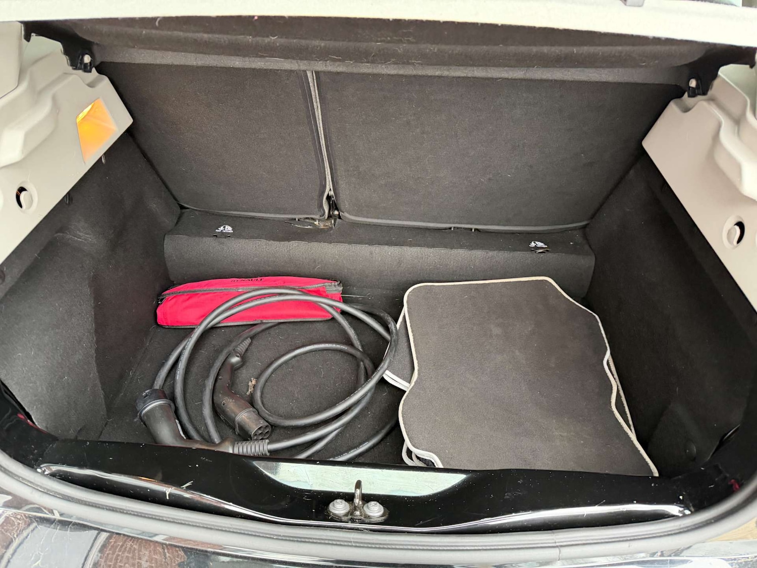 Used Renault Zoe 2020 for sale - 77422838: Photo 18