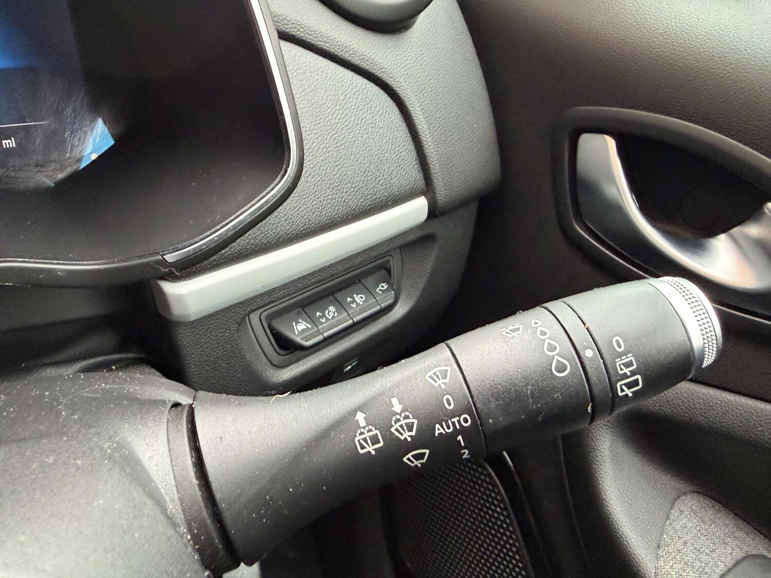 Used Renault Zoe 2020 for sale - 77422838: Photo 21