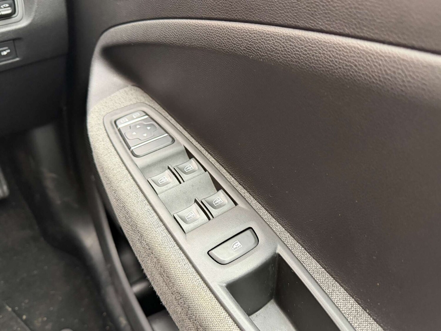 Used Renault Zoe 2020 for sale - 77422838: Photo 23