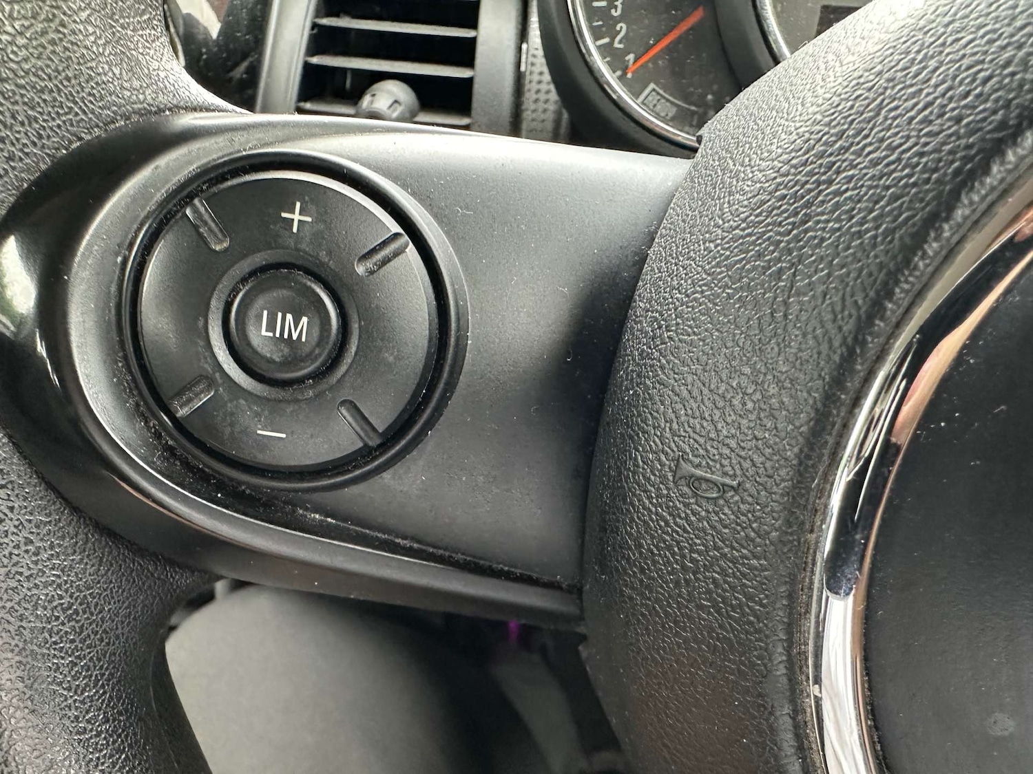 Used MINI Hatch 2019 for sale - 76126186: Photo 15