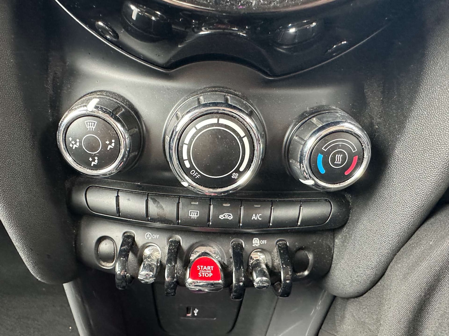 Used MINI Hatch 2019 for sale - 76126186: Photo 20