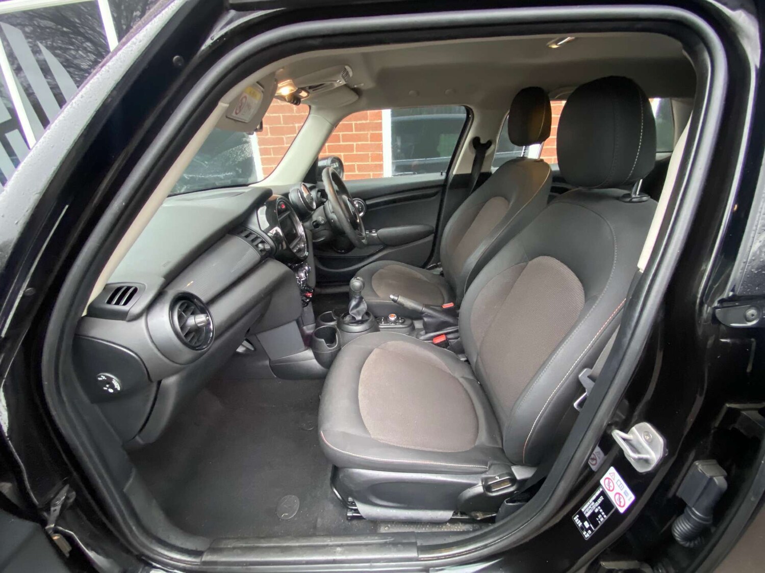 Used MINI Hatch 2019 for sale - 76126186: Photo 41