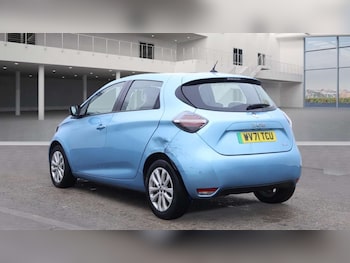 Used Renault Zoe 2021 for sale - 76301987: Photo 2