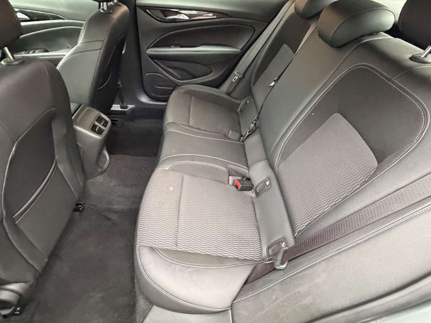 Used Vauxhall Insignia 2019 for sale - 77622860: Photo 16