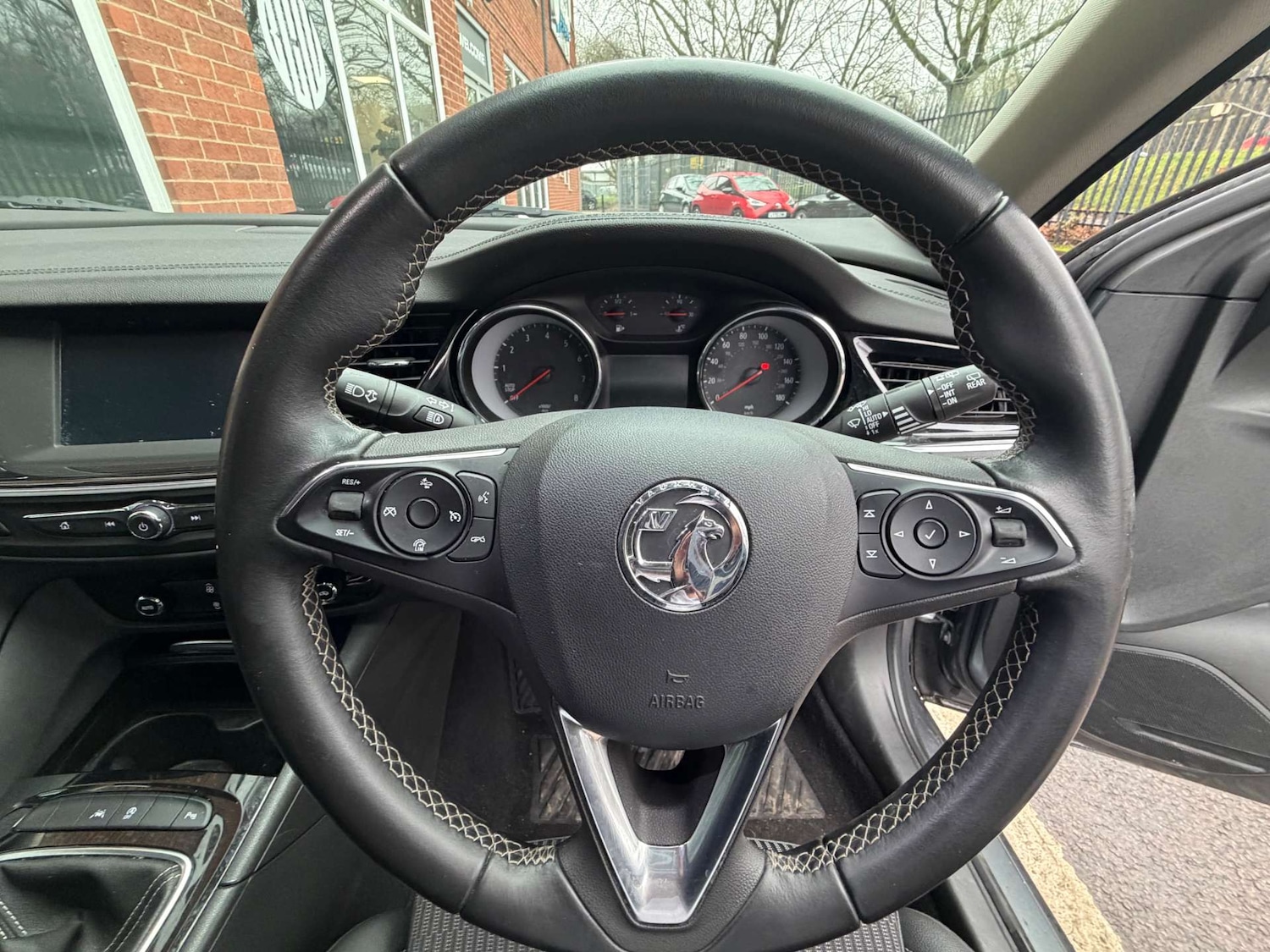 Used Vauxhall Insignia 2019 for sale - 77622860: Photo 5