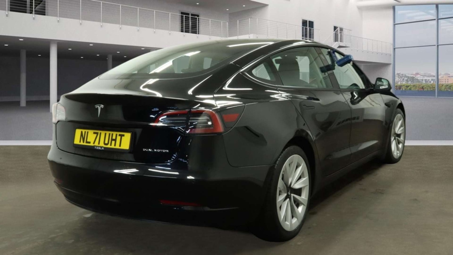 Used Tesla Model 3 2021 for sale - 77224840: Photo 4