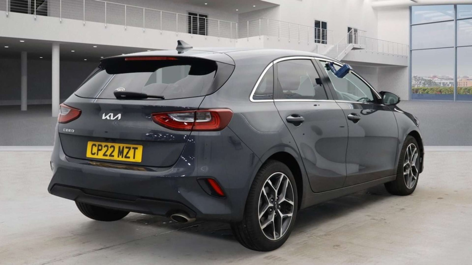 Used Kia Ceed 2022 for sale - 76969228: Photo 4