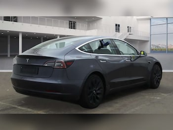 Used Tesla Model 3 2019 for sale - 77495076: Photo