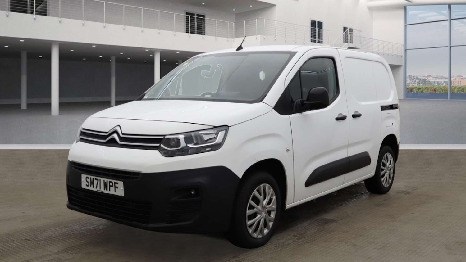 Used Citroen Berlingo 2022 for sale - 76340731: Photo 2