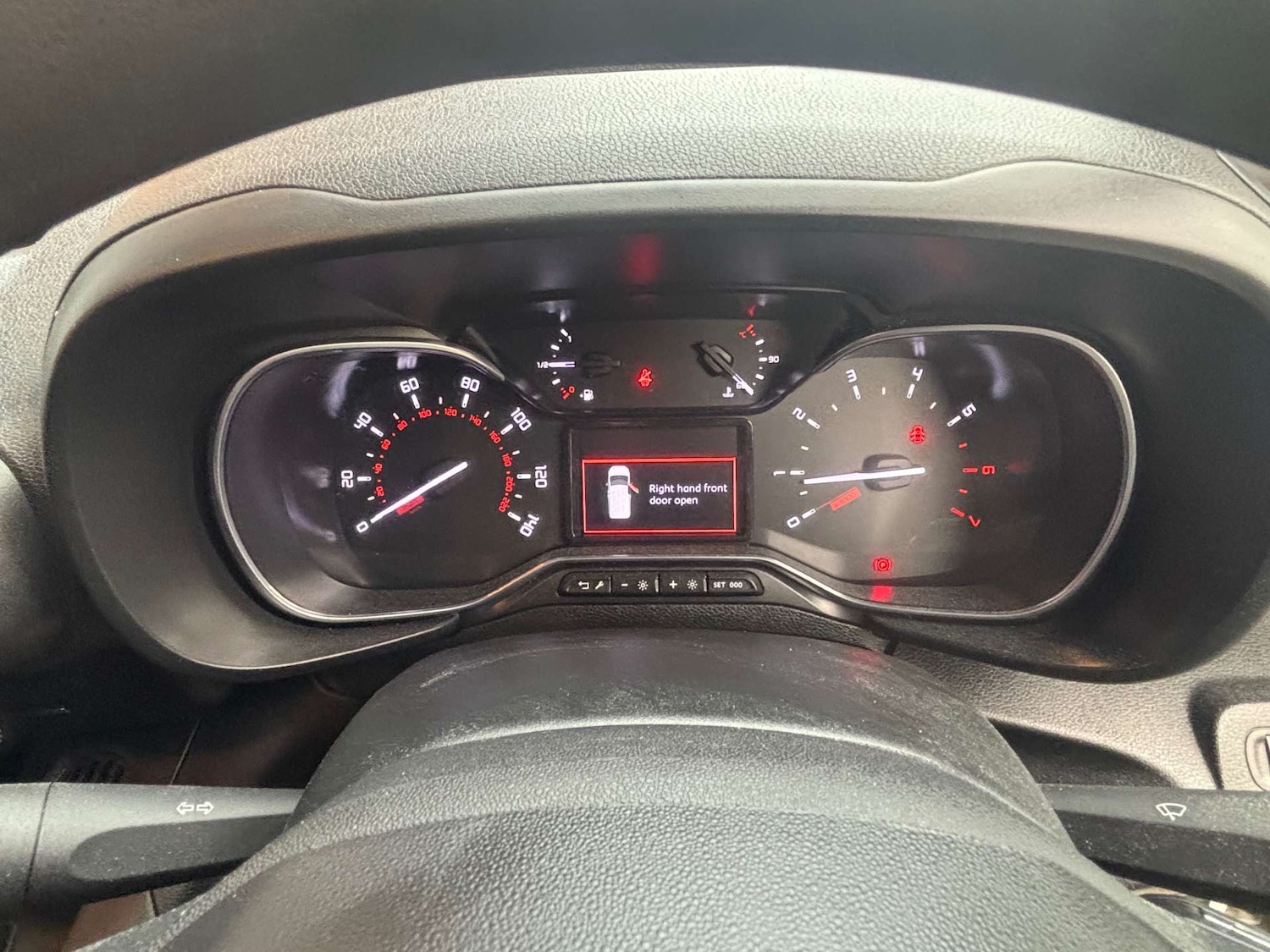 Used Citroen Berlingo 2022 for sale - 76340731: Photo 26