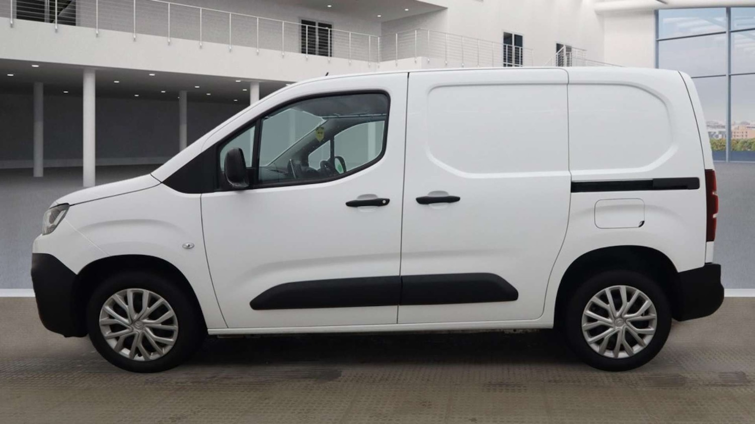 Used Citroen Berlingo 2022 for sale - 76340731: Photo 6