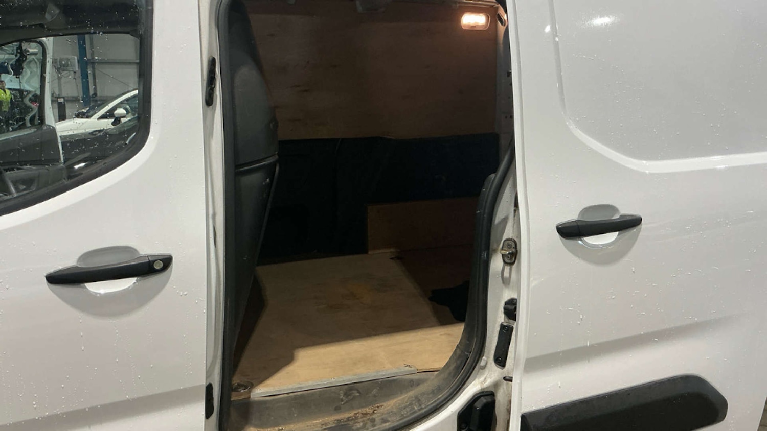 Used Citroen Berlingo 2022 for sale - 76340731: Photo 8