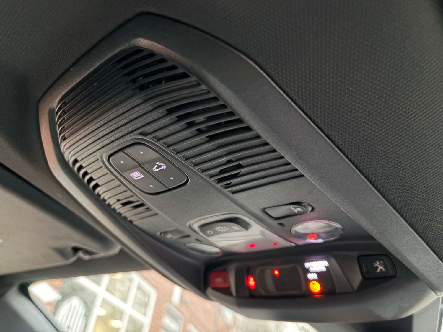 Used Peugeot 3008 2020 for sale - 77805523: Photo 37