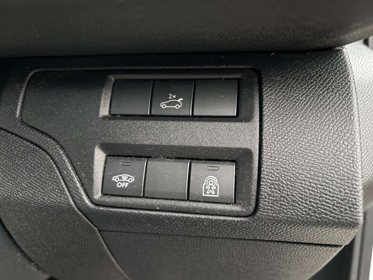 Used Peugeot 3008 2020 for sale - 77805523: Photo 42