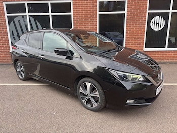 Nissan - Leaf