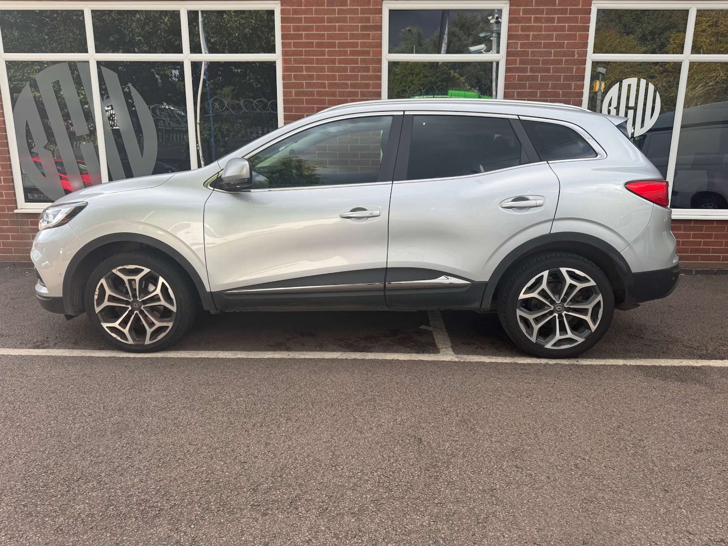 Used Renault Kadjar 2020 for sale - 76941891: Photo 3