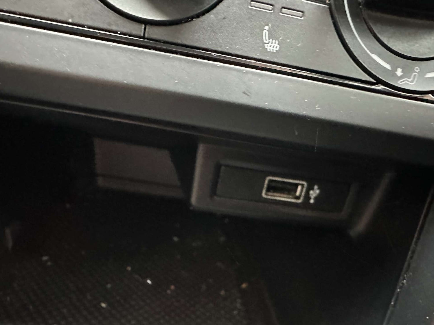 Used Volkswagen T-Cross 2020 for sale - 76132426: Photo 27