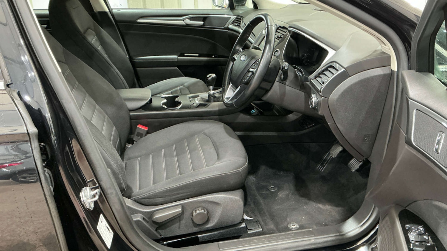 Used Ford Mondeo 2021 for sale - 77118043: Photo 9