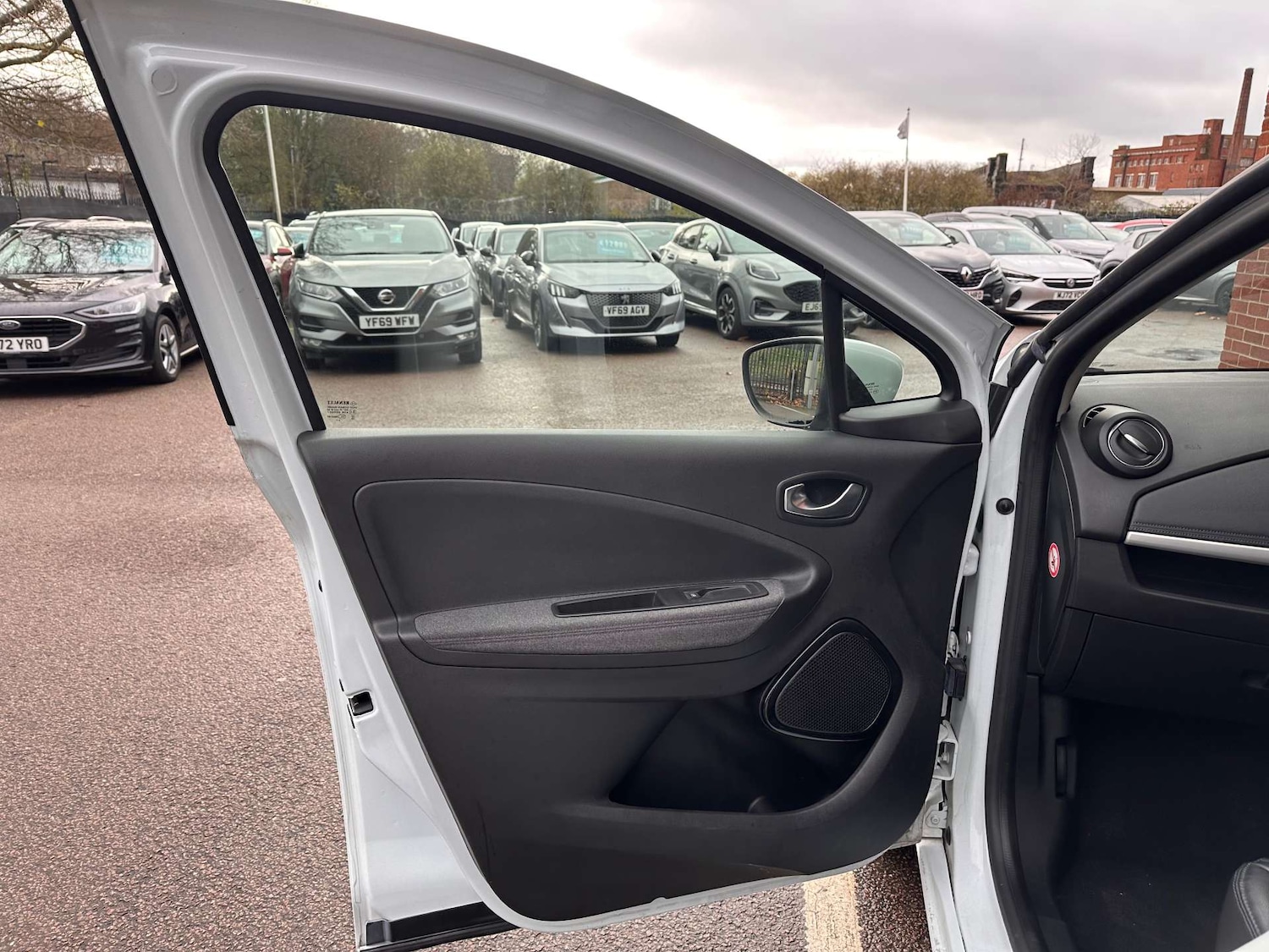 Used Renault Zoe 2021 for sale - 76848854: Photo 17